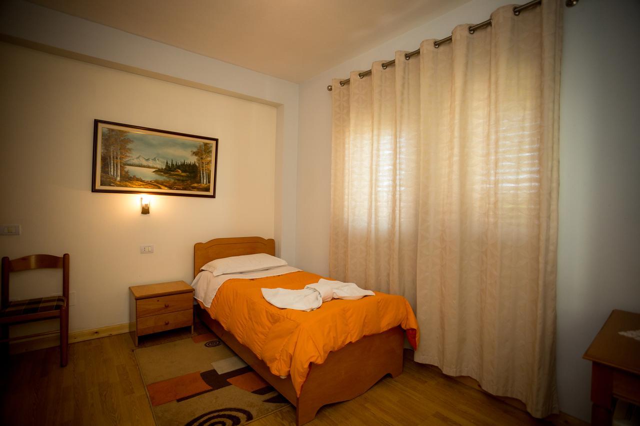 Hotel Kolping à Shkodër Extérieur photo