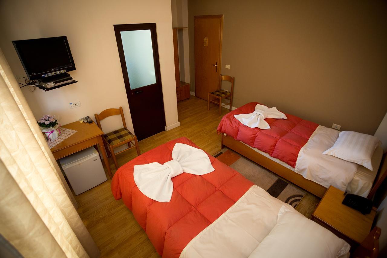 Hotel Kolping à Shkodër Extérieur photo