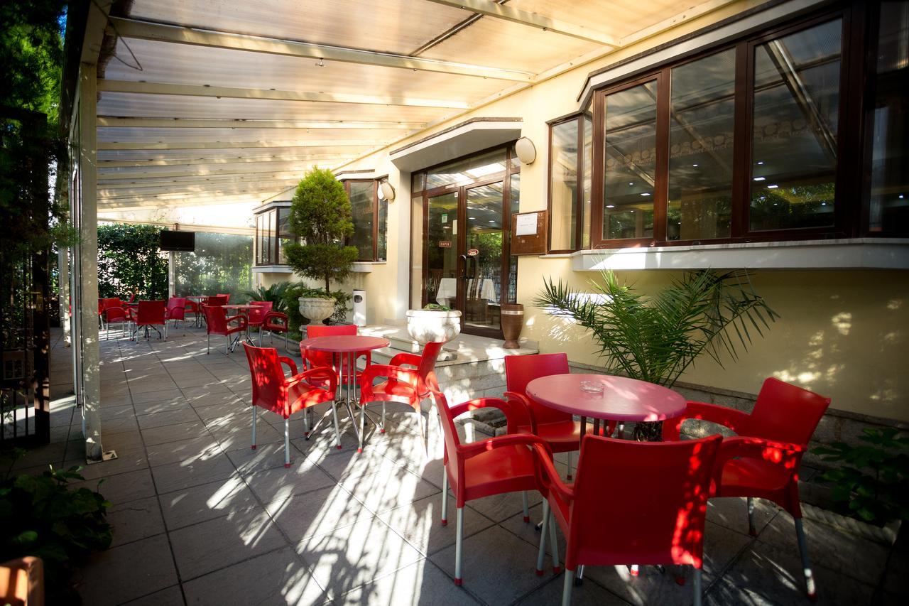 Hotel Kolping à Shkodër Extérieur photo