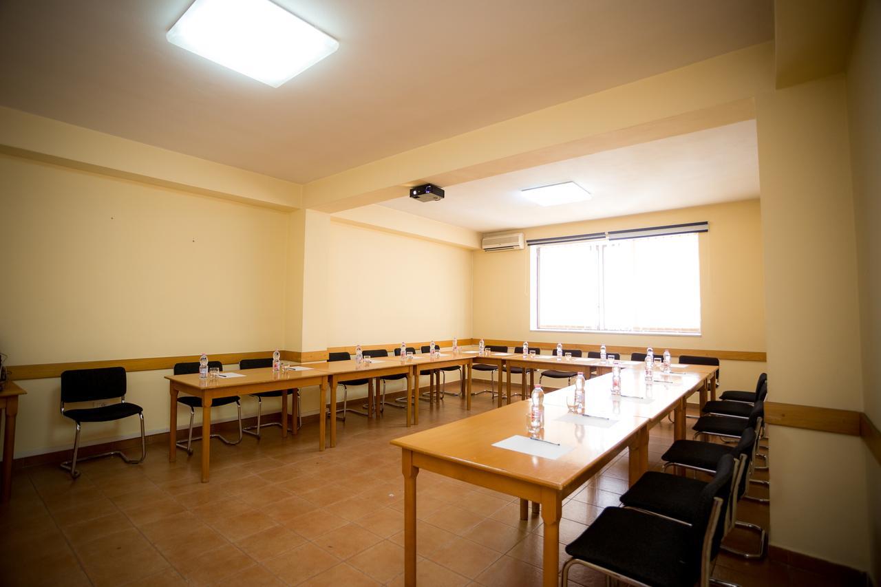 Hotel Kolping à Shkodër Extérieur photo