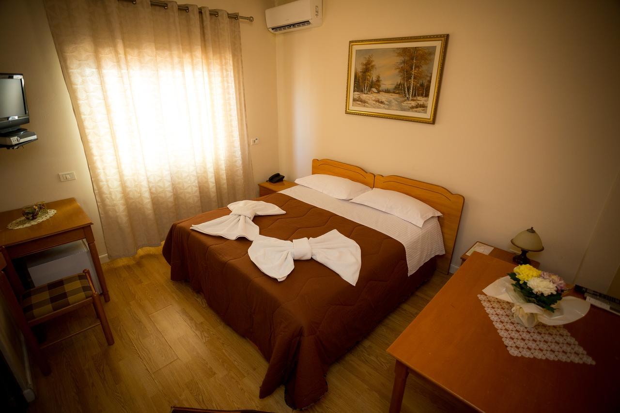 Hotel Kolping à Shkodër Extérieur photo